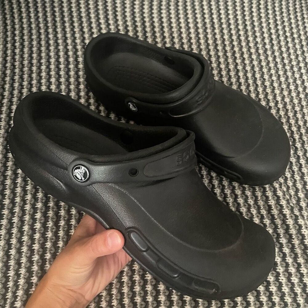 Crocs Bistro black Clogs Slip Resistant men’s shoe size 9/women’s 11  10075